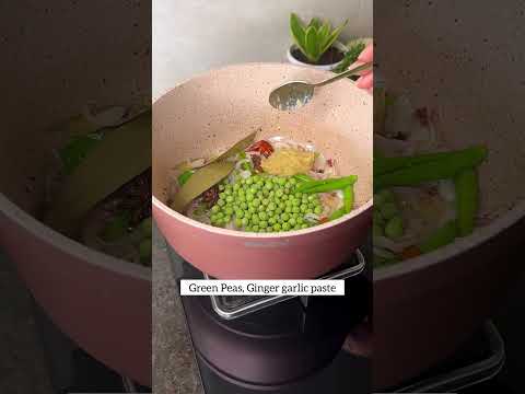 Video Die Cast Non Stick Induction Base Casserole 24cm Dia With Glass Lid