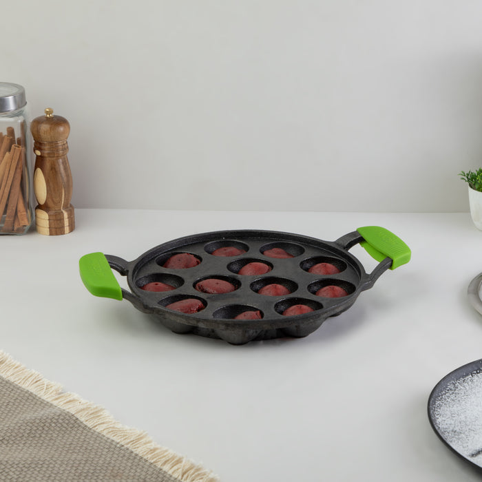 IRONIUM Pre Seasoned Cast Iron Appe Pan 12 Cavity with Glass Lid and Long Side Handle with Silicon Grips